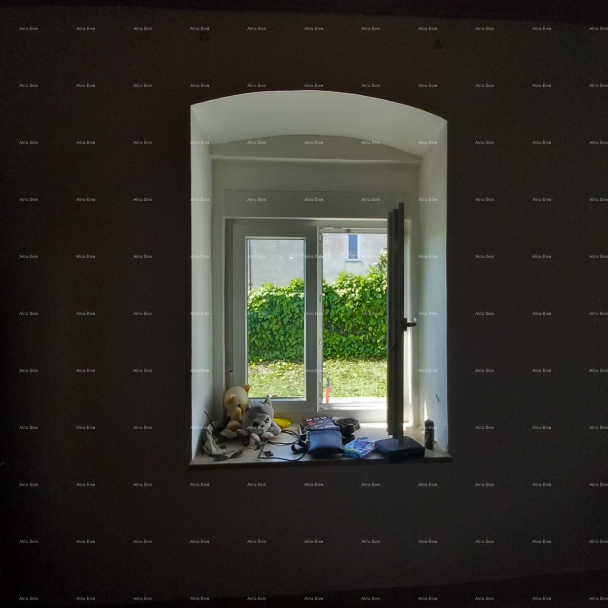 Пула Продается одноэтажный дом с большим садом и террасой 7