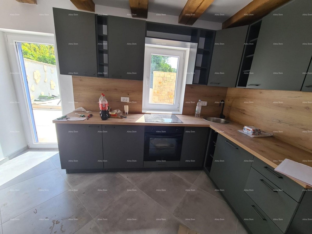 Renovated Stone House with Pool – Peaceful Village Near Svetvinčenat 4