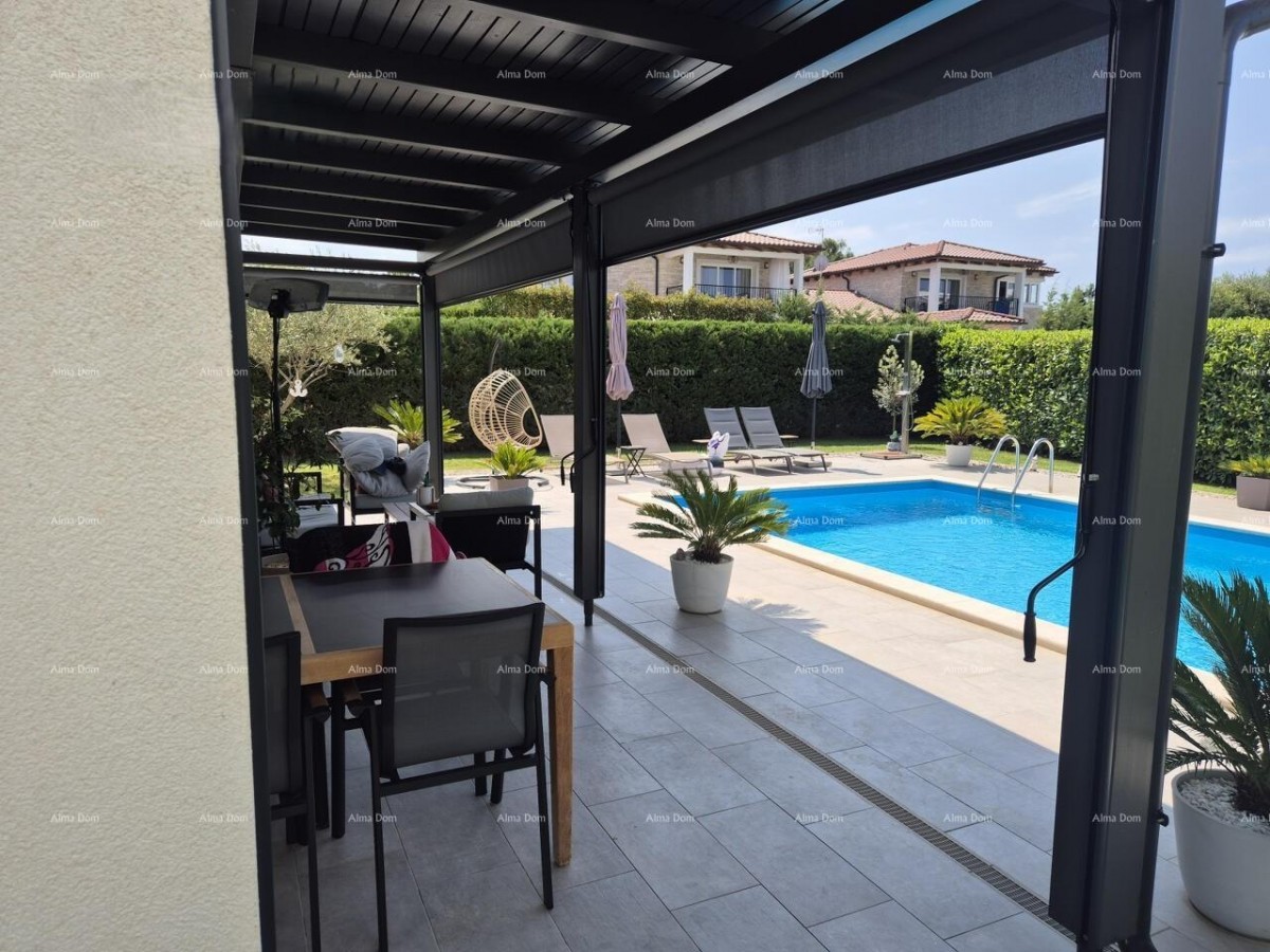 Poreč okolica – Vila s bazenom 4