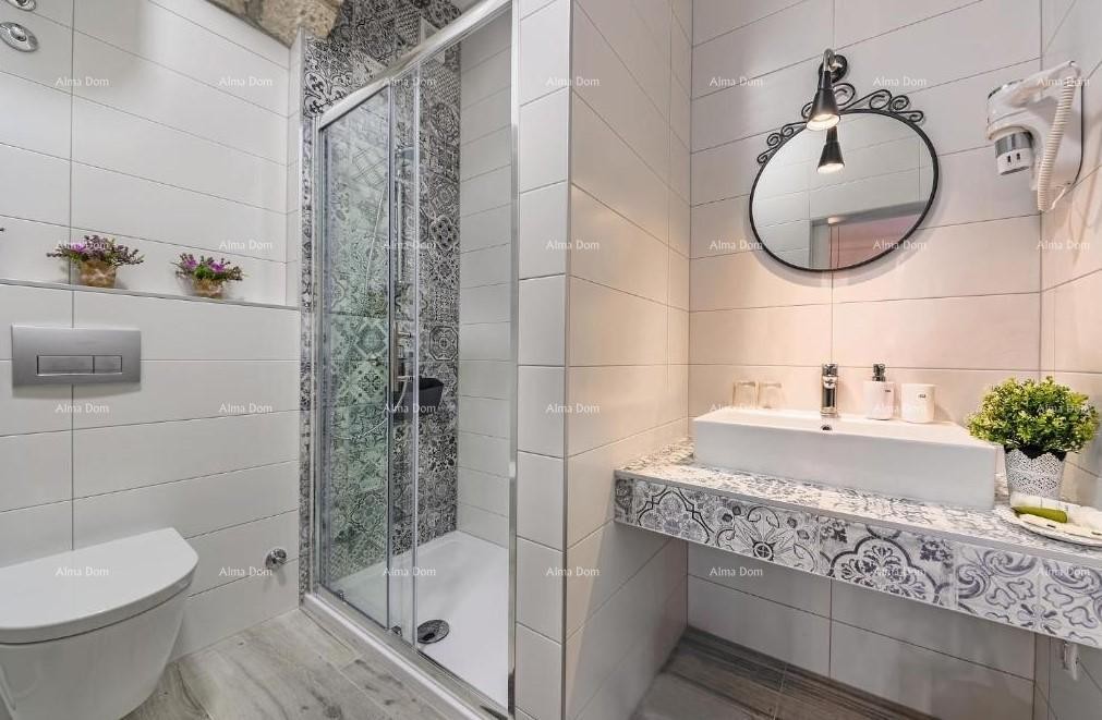 Stan u centru Pule. 500 metara od Gardina. 4