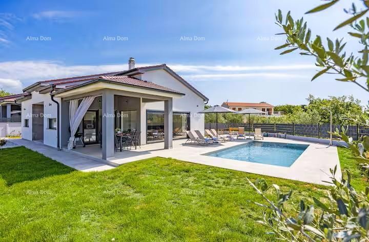 Помор. Нова самостојећа приземница с базеном. 2