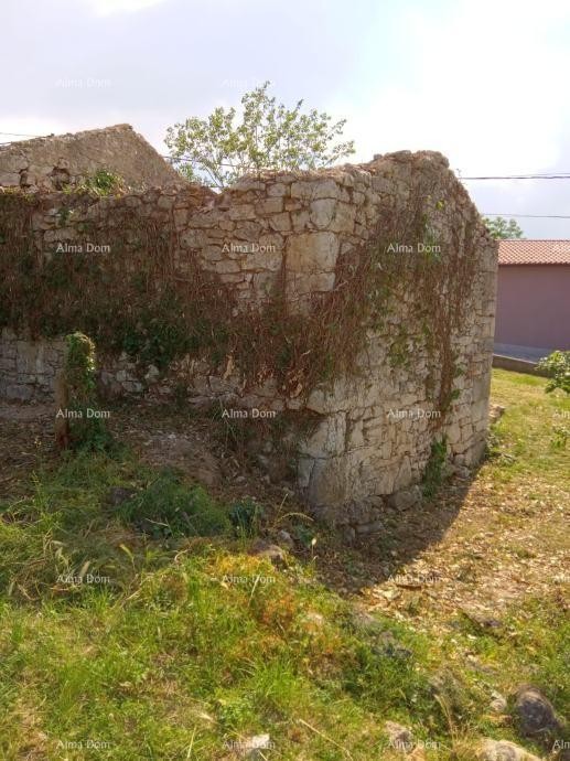 Sale of Istrian stone house for renovation, building permit, Kršan! 8