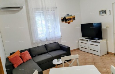 Prodaja - stan s terasom i prakirnim mjestom, Lovrečica!