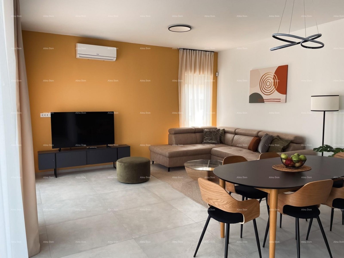 Top location, Pomer! Modern two-story house with pool and jacuzzi! 10