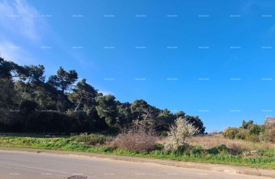 In vendita terreno edificabile, 470 m² – Ližnjan