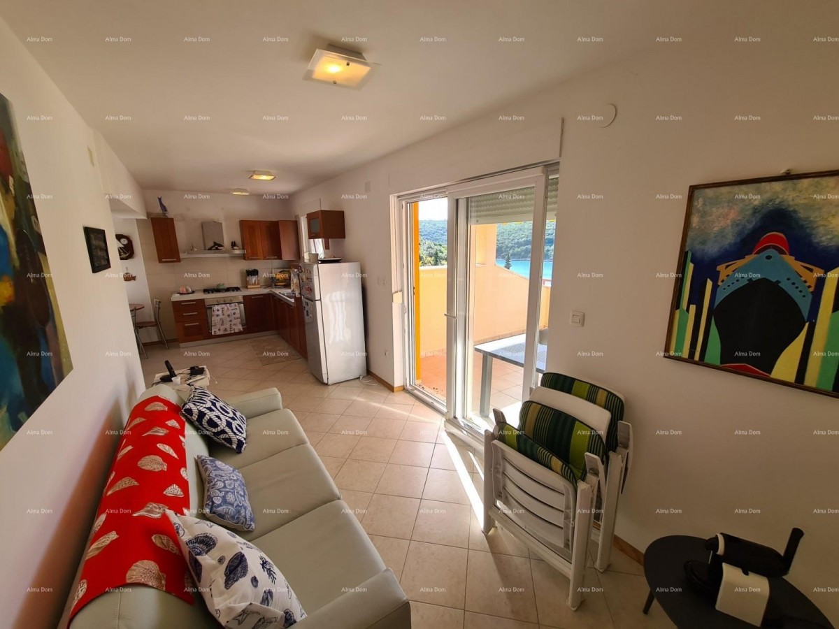 Apartman sa otvorenim  pogledom na uvalu i more. 18