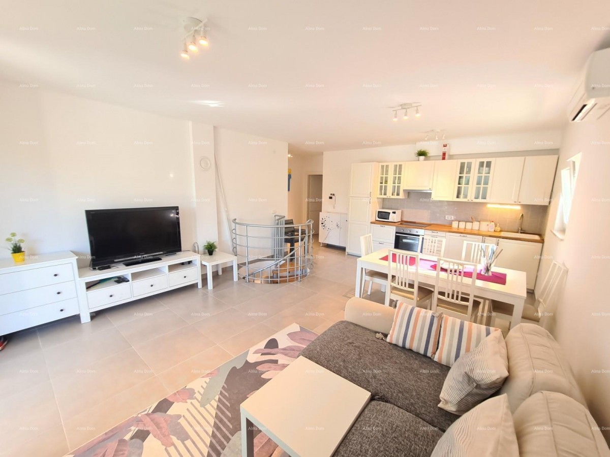 Перой!  Квартира со двором! 17