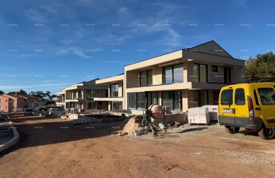 Prodaja moderne vile v lepem stanovanjskem naselju, Umag