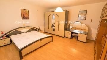 Authentic Istrian Property Near Žminj – House with Great Potential! 8