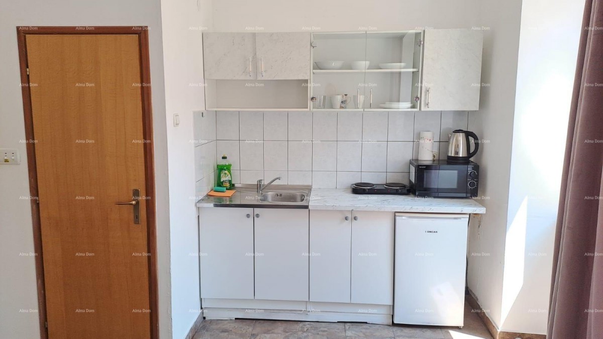 Pula, strogi centar – 90,30 m² | 4 urejena studio apartmaja | Pogled na Zlatna vrata | Uhodano turistično podjetje 13
