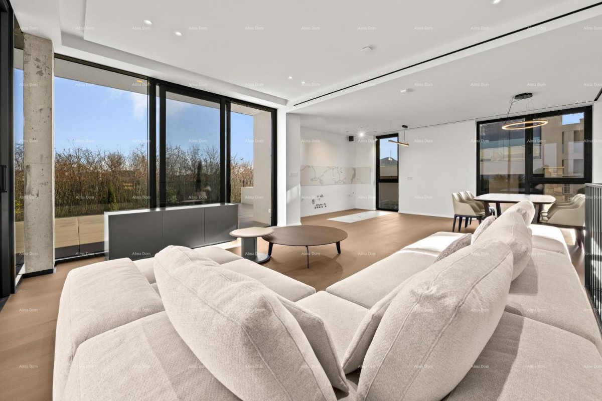 Primo fila al mare! Casa di lusso a Umago, a 300 m dal mare - perfetta per famiglie con moderni comfort. 4