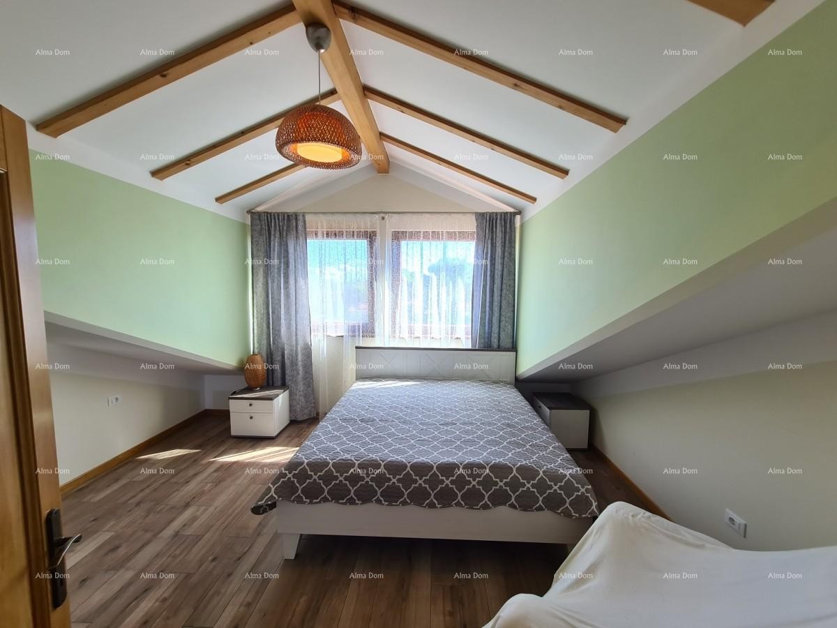 Three-storey apartment with a roof terrace! 100 meters from the sea. 24