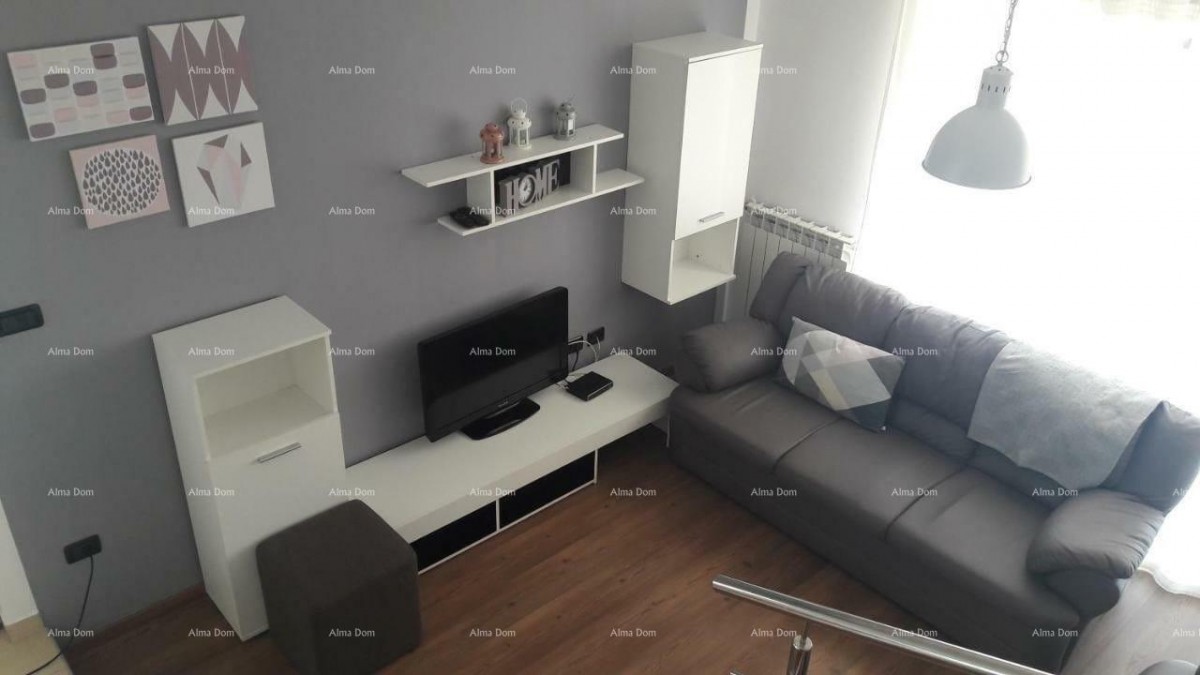 Umag! Kuća s velikom okućnicom i terasom. 27