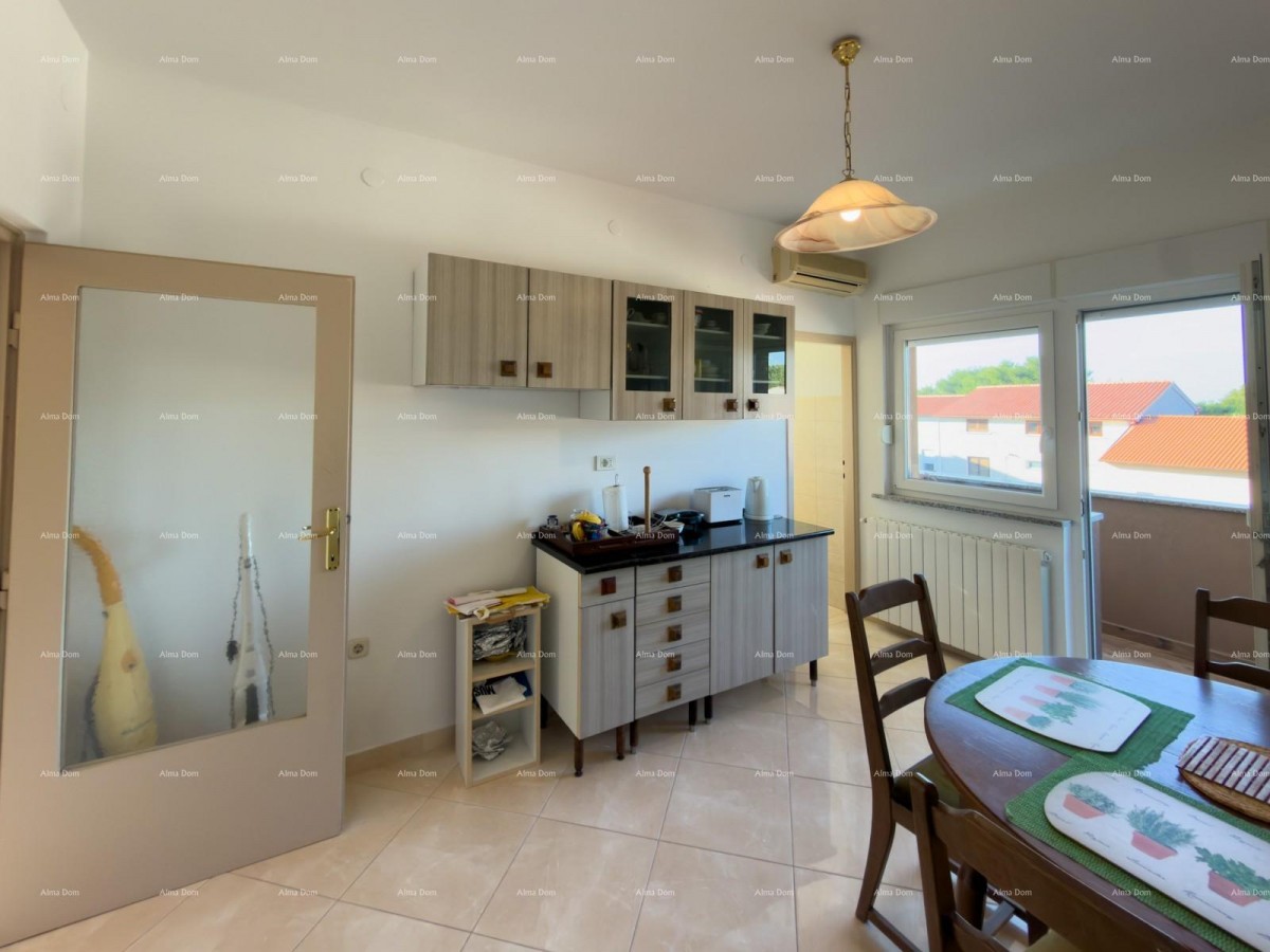 Pula – Hiša z dvema stanovanjski enotama, 50 m od morja 32