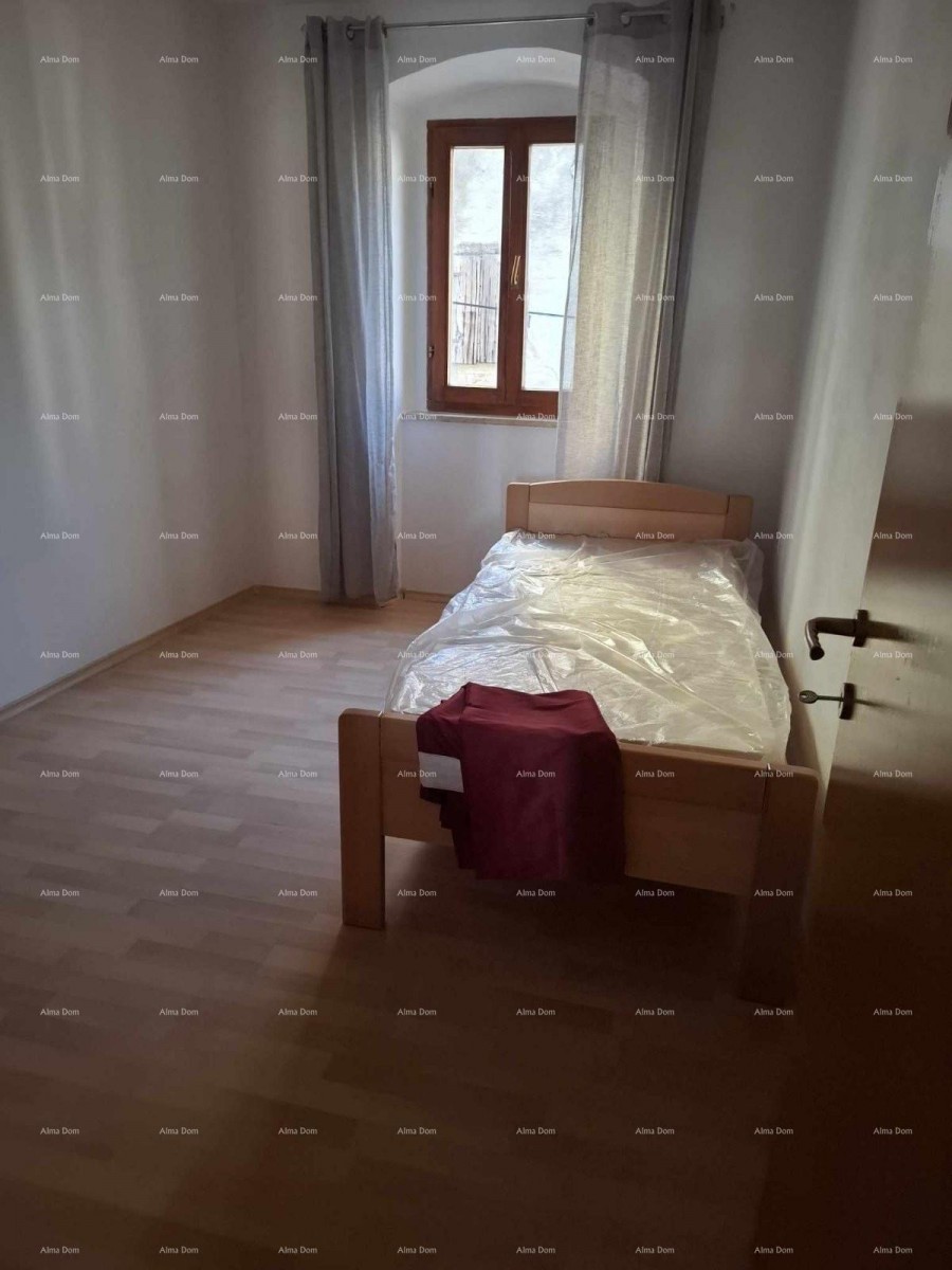 Prodaje se kamena kuća u nizu, nanovo obnovljena, Buje! 11