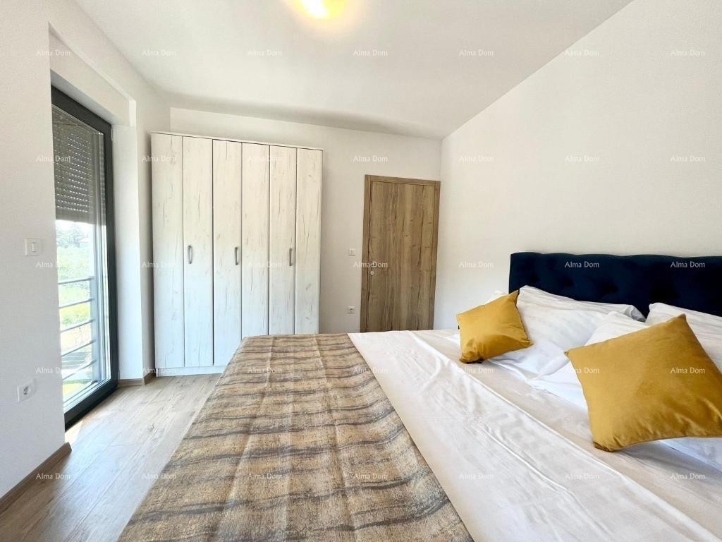 Современный дом с бассейном в Медулине 6