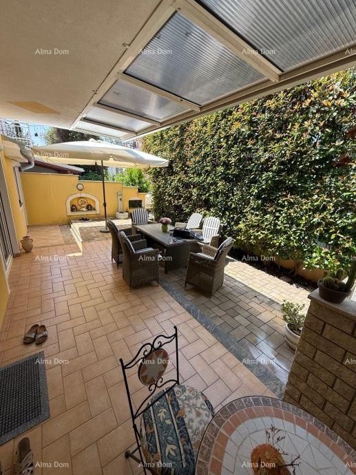 Na prodajo dvojna hiša v Poreču, 2 km od morja 2