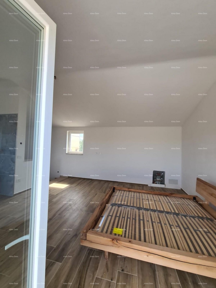 Elegante villa in un ambiente tranquillo vicino al mare con vista su vigneti e uliveti 3