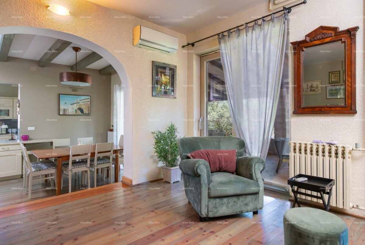 Sale - luxury villa with a pool and additional building, on a spacious property, Ližnjan! 23