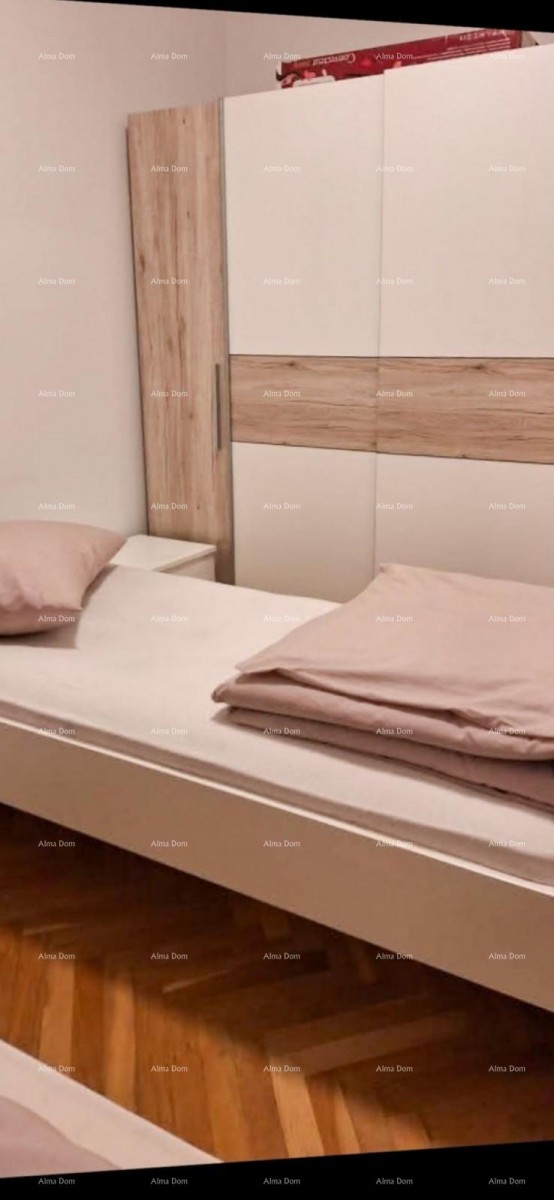 Rovinj, appartamento in posizione tranquilla. 12