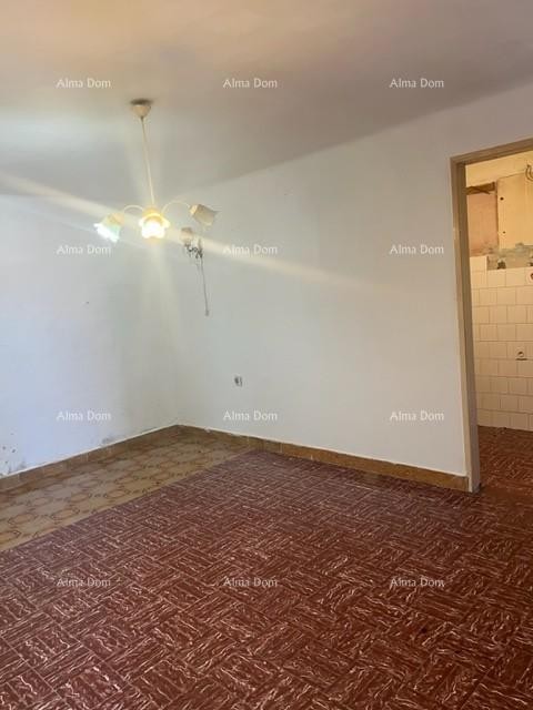 Šarmantna hiša v Vrsarju z možnostjo prenove blizu obale 3