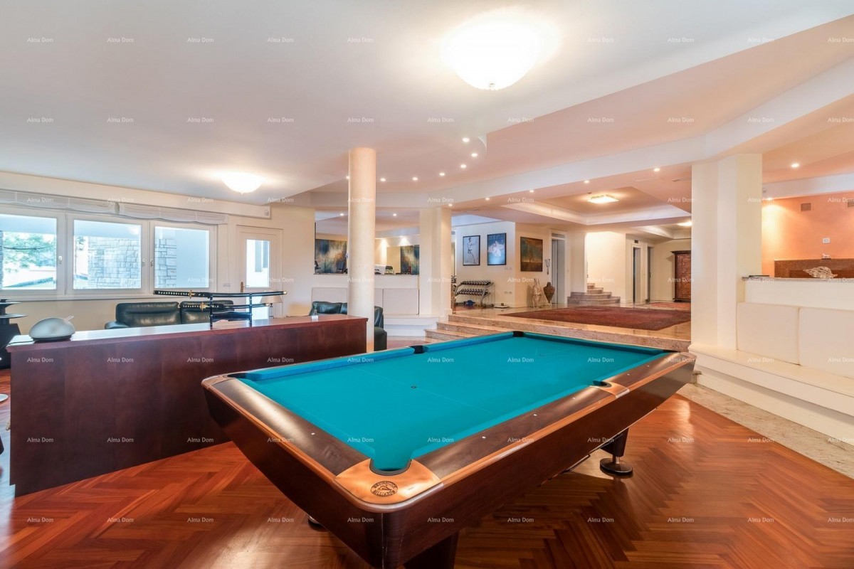 Umag Crveni Vrh Luxury villa, first row from the sea !Umag Crveni Vrh. 50