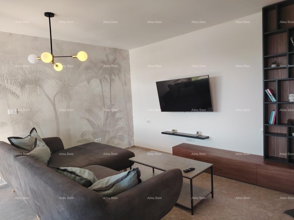 Eccellente appartamento trilocale con giardino e piscina, arredato 6