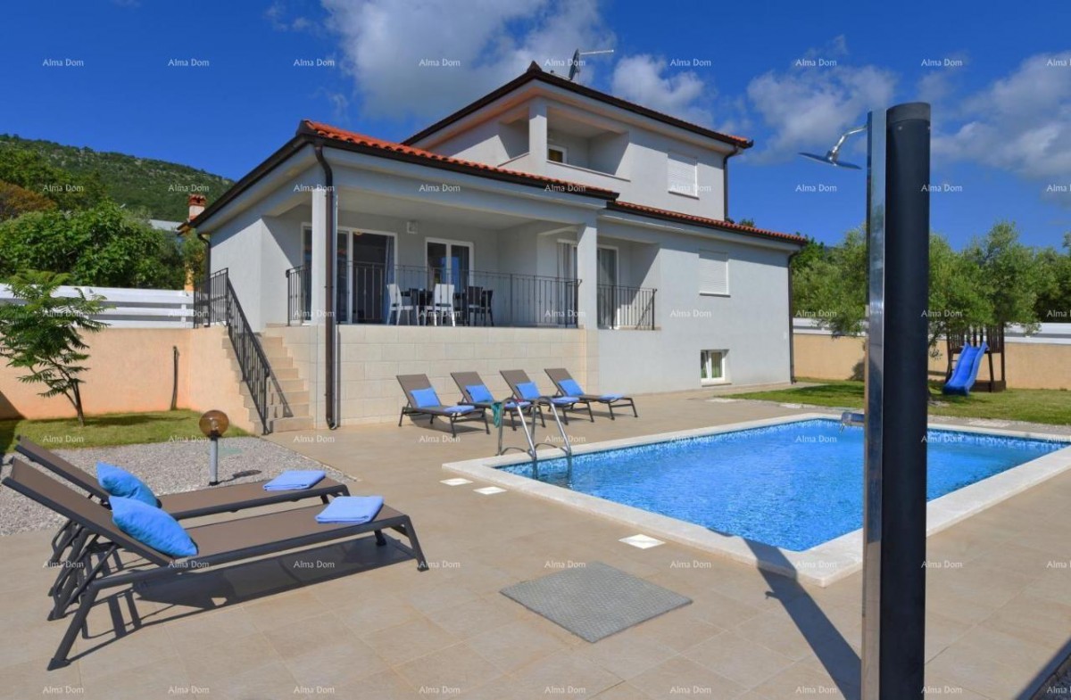 Raša – Villa con piscina privata e giardino 1