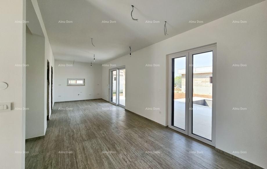 Prizemna hiša s bazenom – okolica Poreča 5