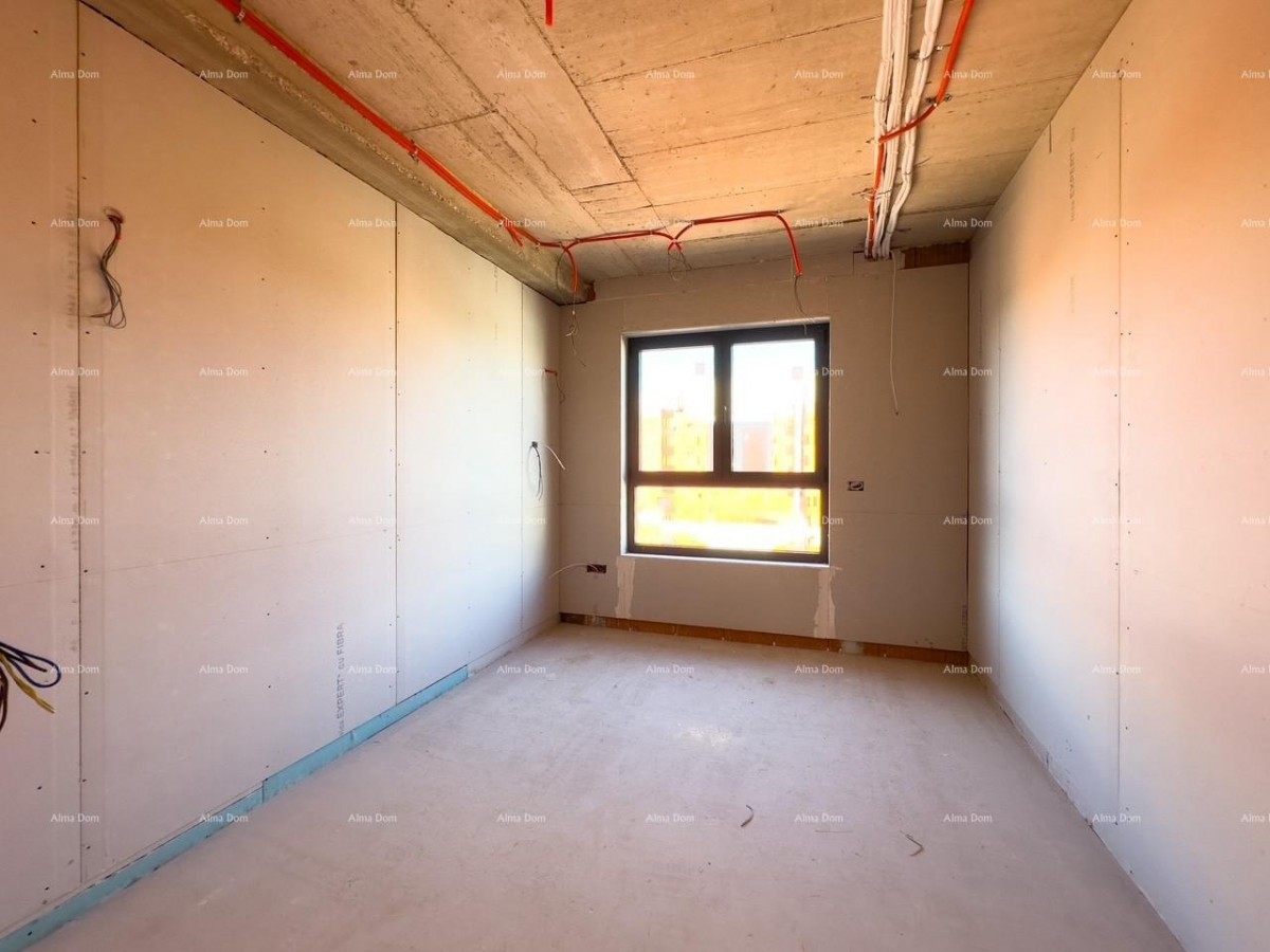 Продается квартира на втором этаже небольшого дома! 15