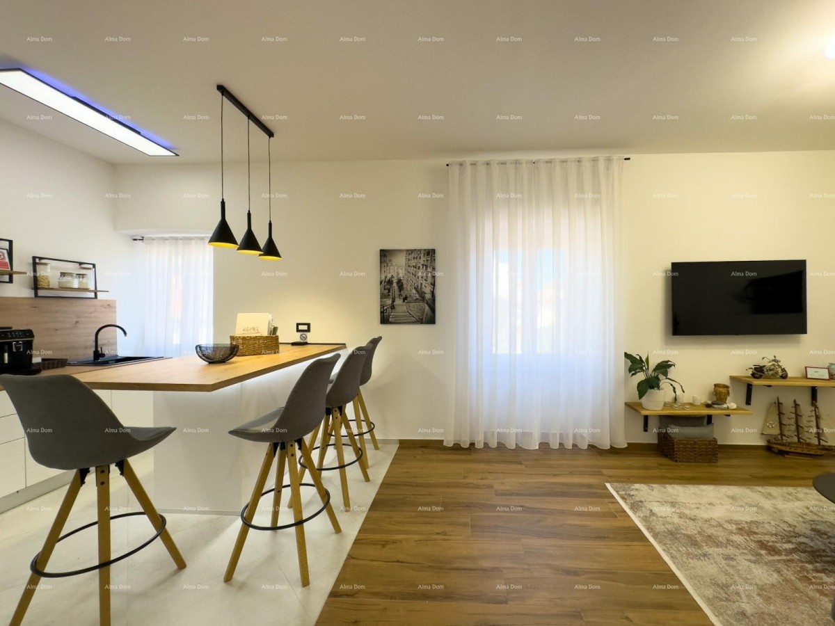 Пула центр улица Истарска 500 метров от Арены Современная полностью отремонтированная и меблированная городская квартира 29