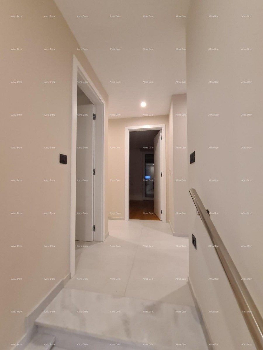 Современный дом с бассейном! BANJOLE VOLME. 11