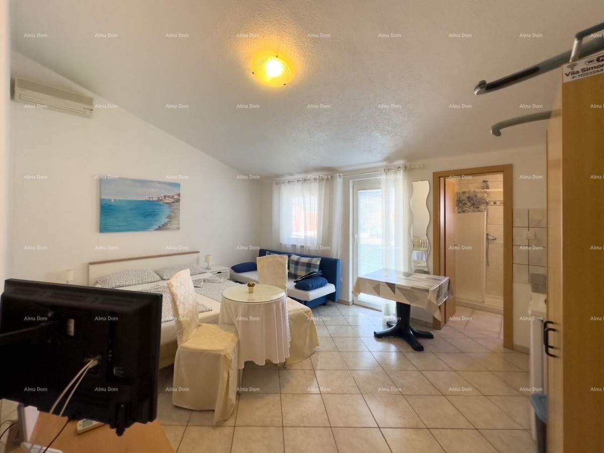 MEDULIN!  Studio apartmen na drugom katu etažirane zgrade. 2