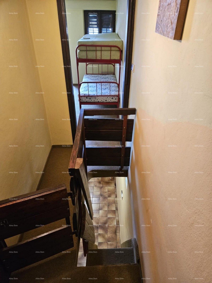 Перо́ж! Дом в ряду! 15