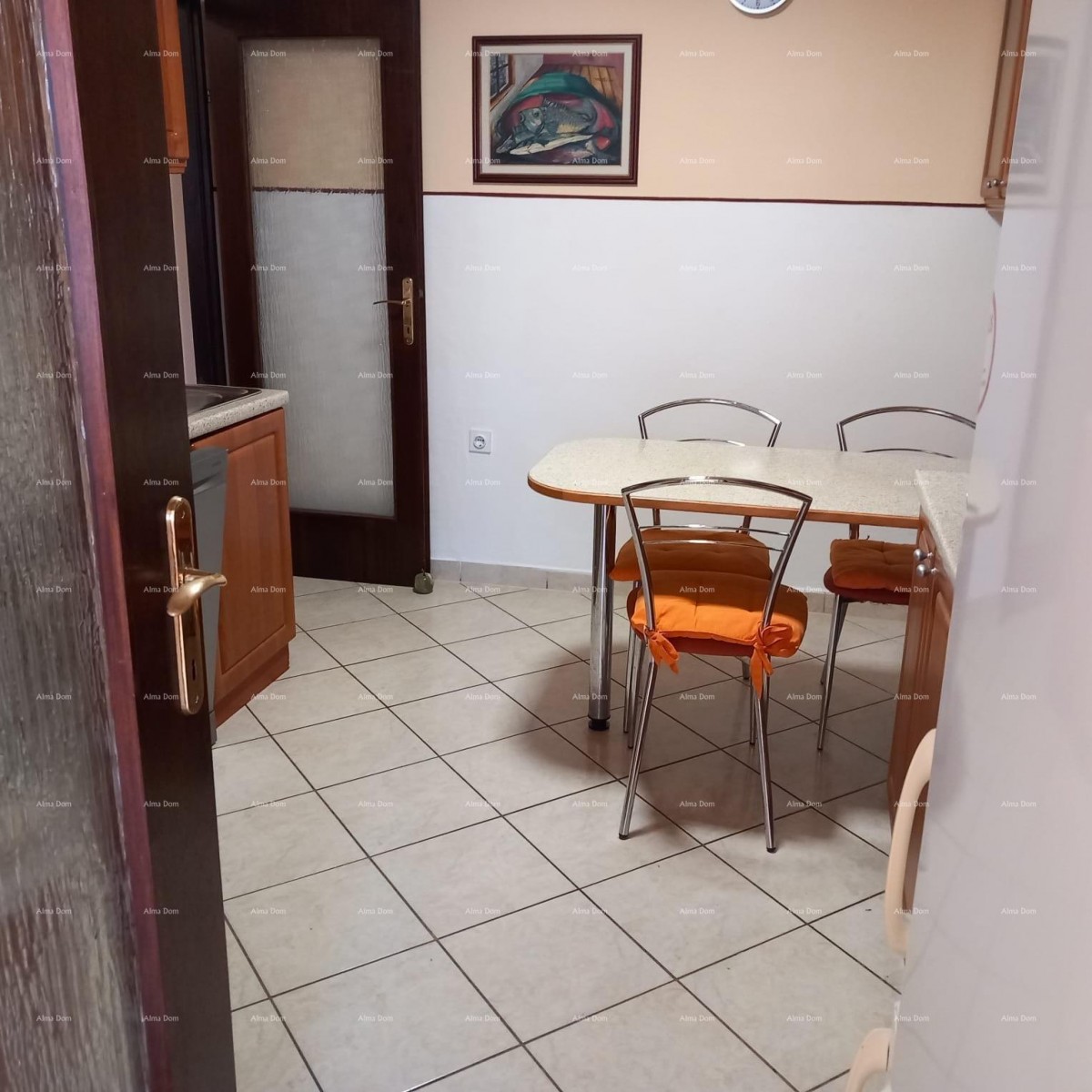 Prodaja kuće s dvorištem i parkirnim mjestima, Pula! 18