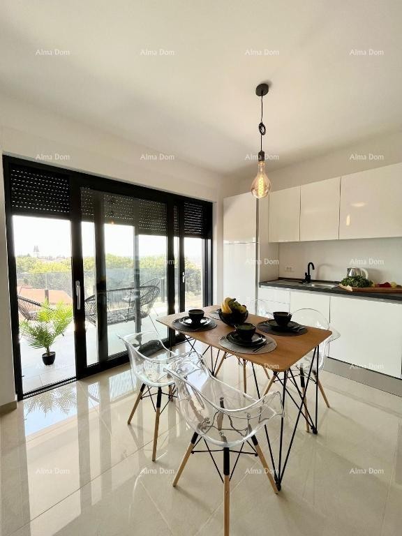 Современный дом с бассейном в Медулине 7