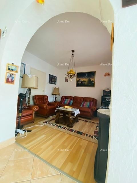 Prostrana hiša v Puli z velikim dvoriščem in številnimi možnostmi 28