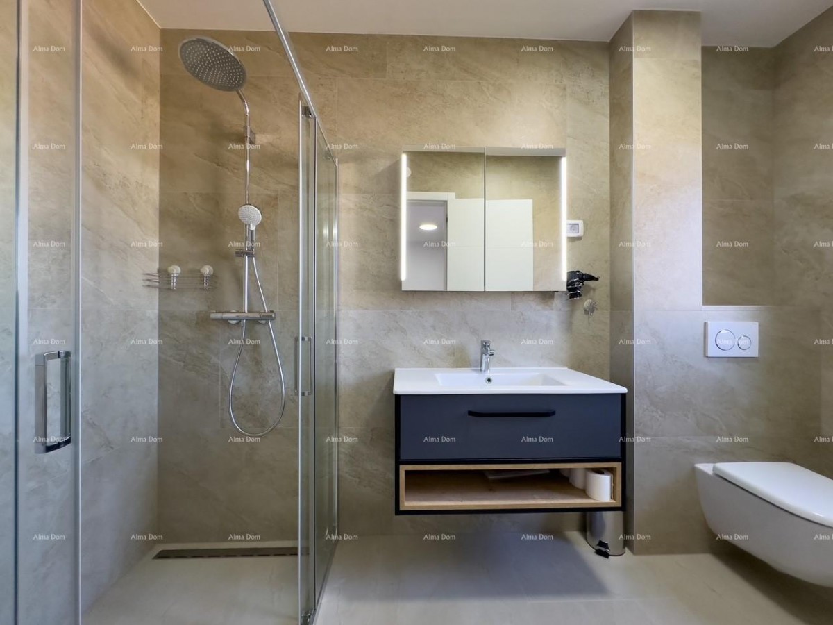 A beautiful apartment in Medulin with a garage 5