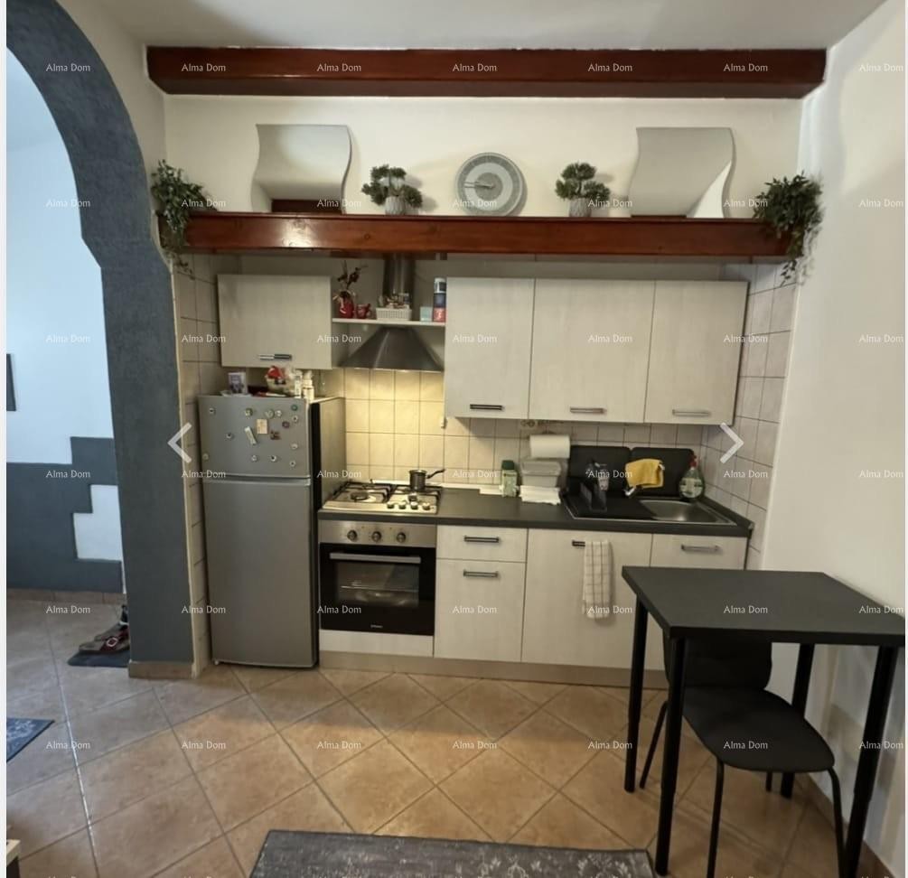 Prodaja stana u centru, Pula!  Zadarska ulica. 9