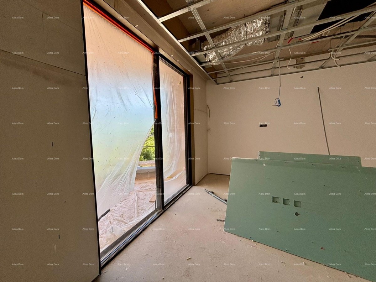 Продается современная вилла в Ровине 40