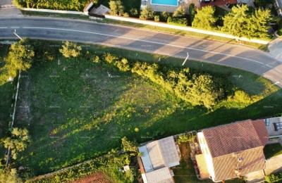 Građevinska parcela, blizina Krnice. Blizina Duge uvale.