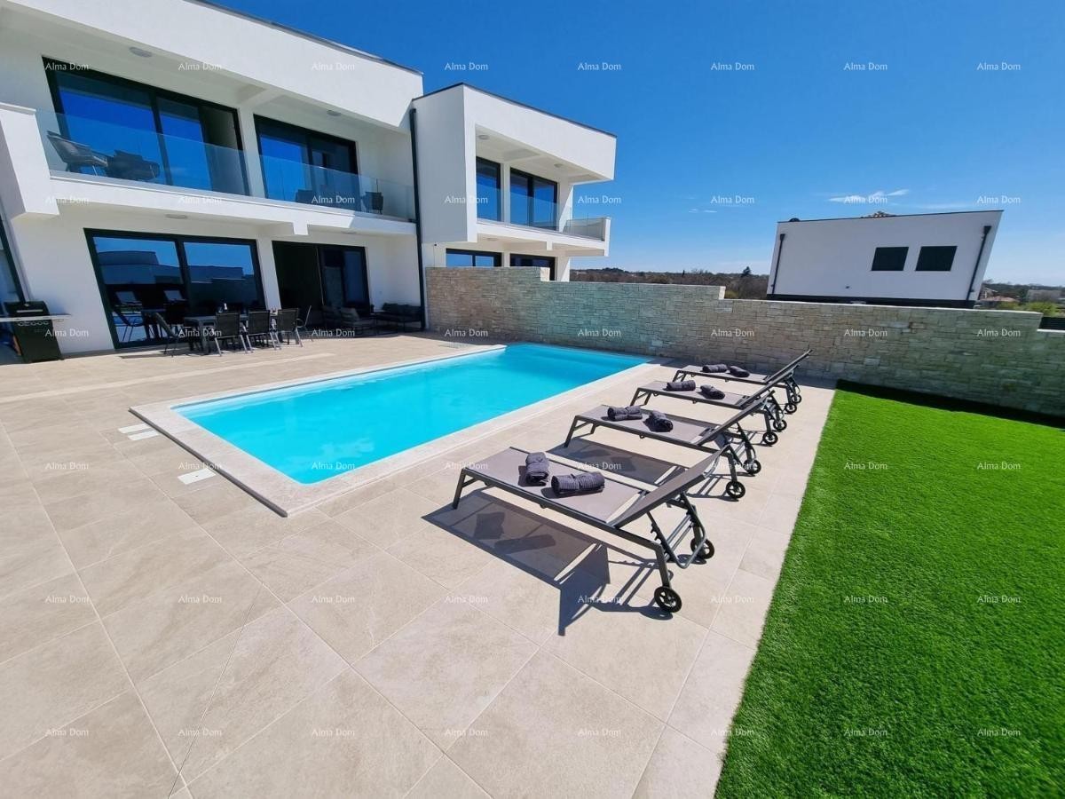 Luxury house with a pool in the heart of Istria. 19