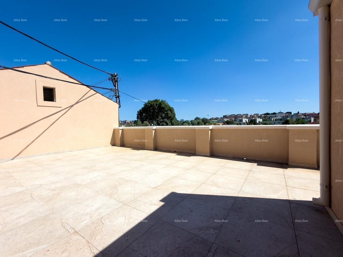 Стан вблизи Пулы с большой террасой! 1