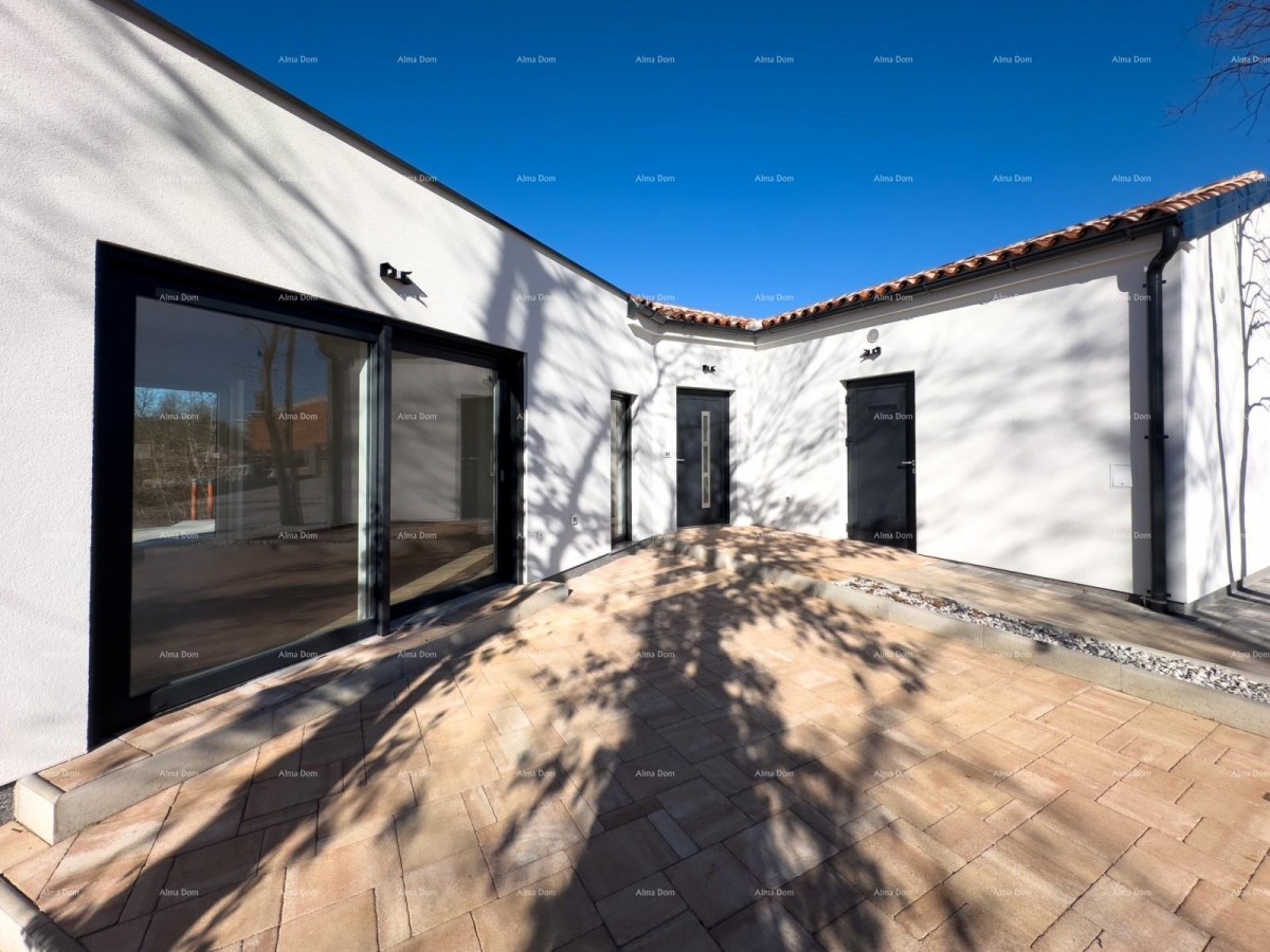 KOŽLJANI - Casa moderna con piscina. Vicino al bosco, a 15 minuti dal mare 2