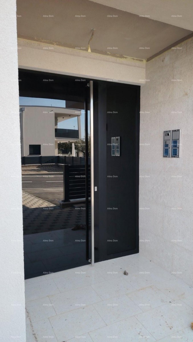 Jednosoban stan B3 na 3. katu s KROVNOM TERASOM, Vabriga! 7