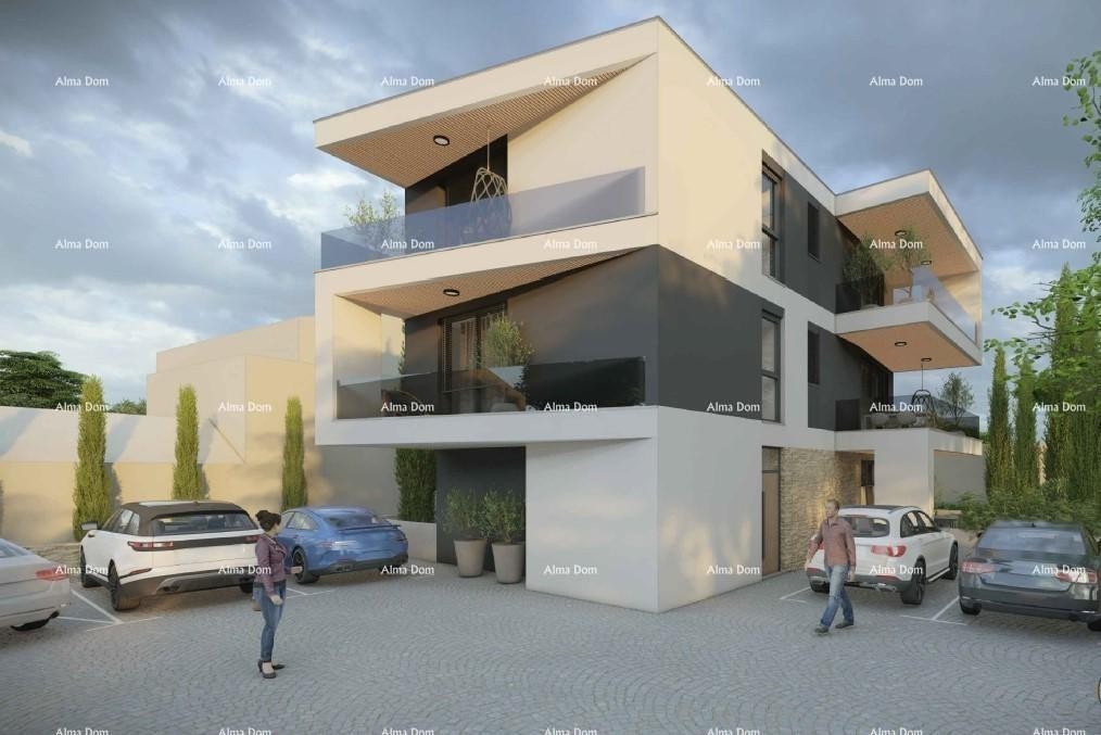 Two-bedroom apartment with a large garden 100 meters from the waterfront. 3