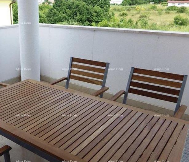 House with a Pool, VALBANDON 13