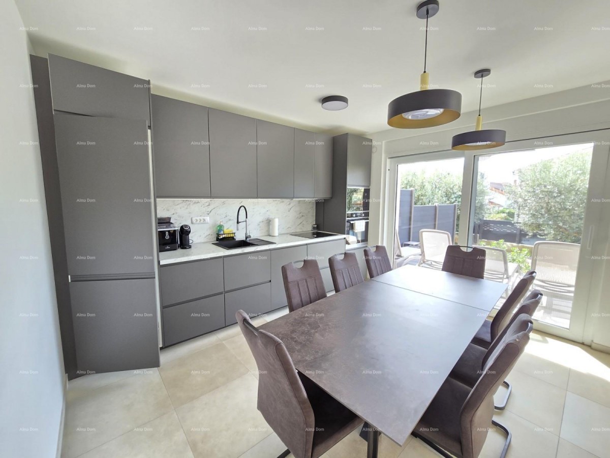 Современный дом в Медулине, 800 м от центра и 150 м от моря – идеален для семьи или инвестиций! 4