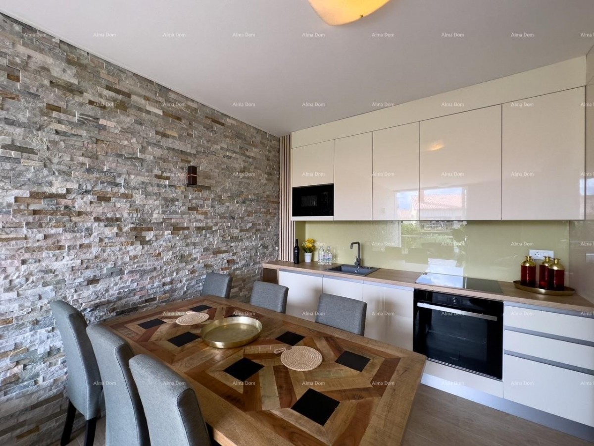 Продажа двухэтажной квартиры, Медулин 7