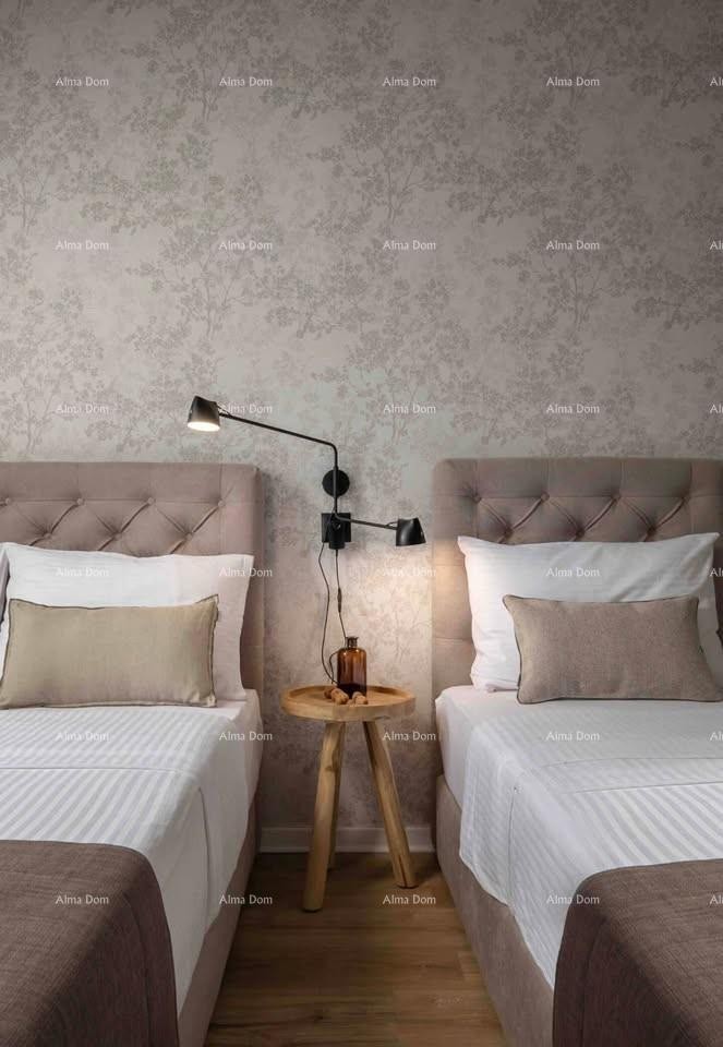 For sale: designer apartment in the city center. 8